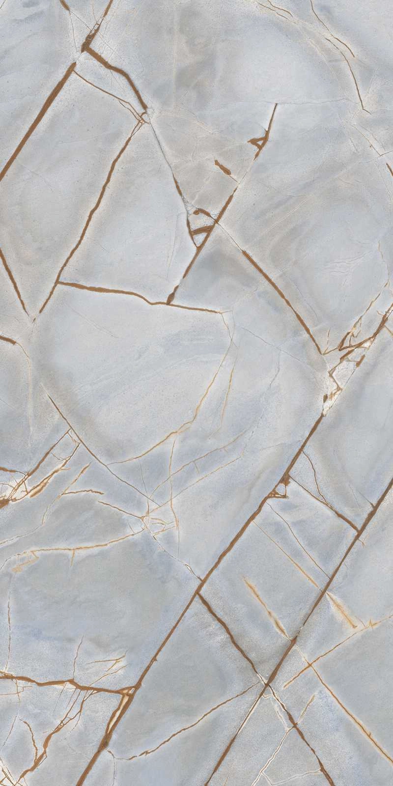 Elegant Marble Surface With Detailed Cracks and Subtle Earthy Accents